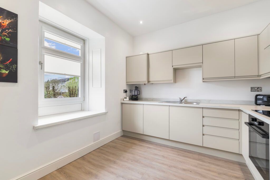 Additional image 4 of 1 bed flat for saleColbreggan Place, Hardgate G81