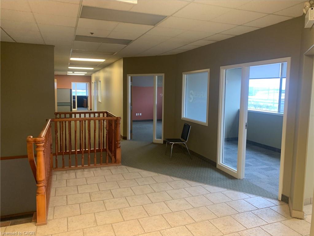 Additional image 5 of Upper Level-1401 Dundas Street, Woodstock, ON, N4S 7V9