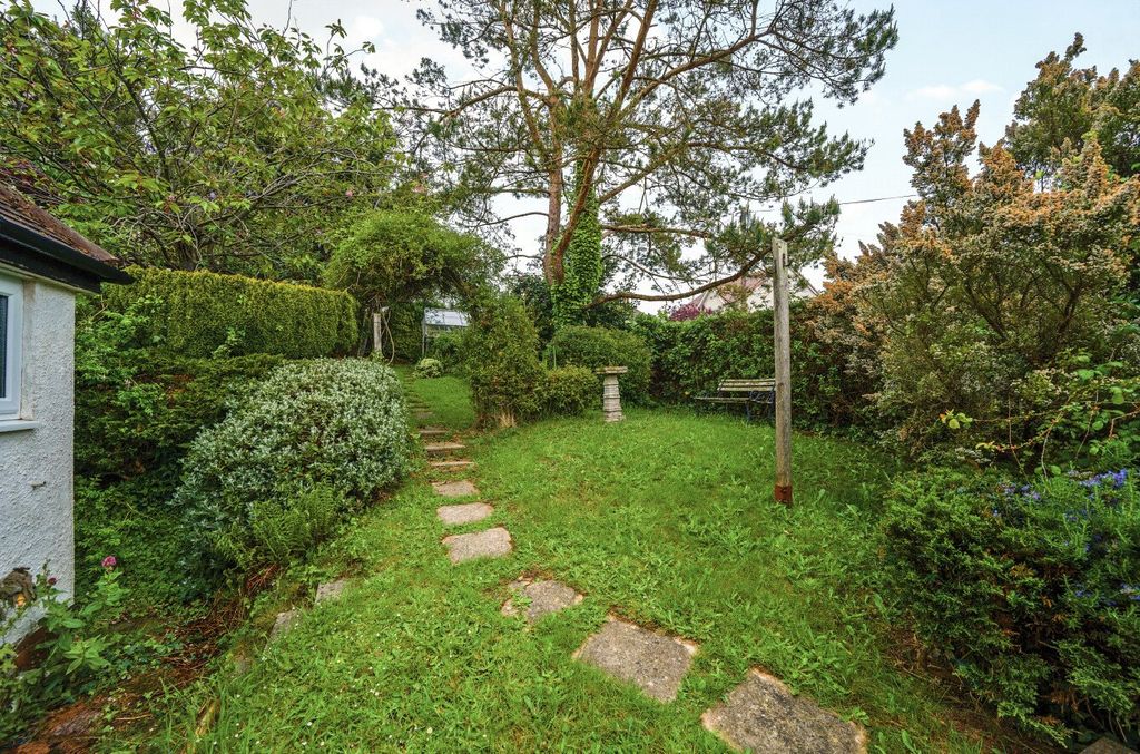 3 bed semi-detached house for saleStoneborough Lane, Budleigh Salterton, Devon EX9 photo 2