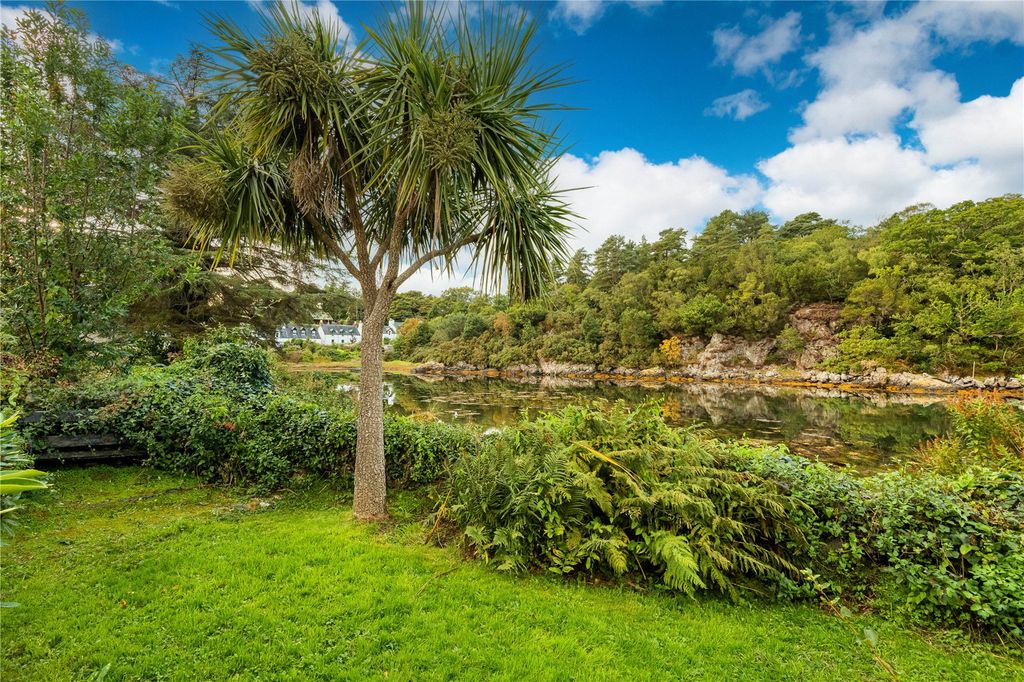 Additional image 36 of 3 bed terraced house for saleThe Pink House, Cooper Street, Plockton, Highland IV52