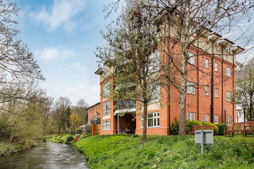 2 bed flat for saleRiver View Terrace, Abingdon OX14