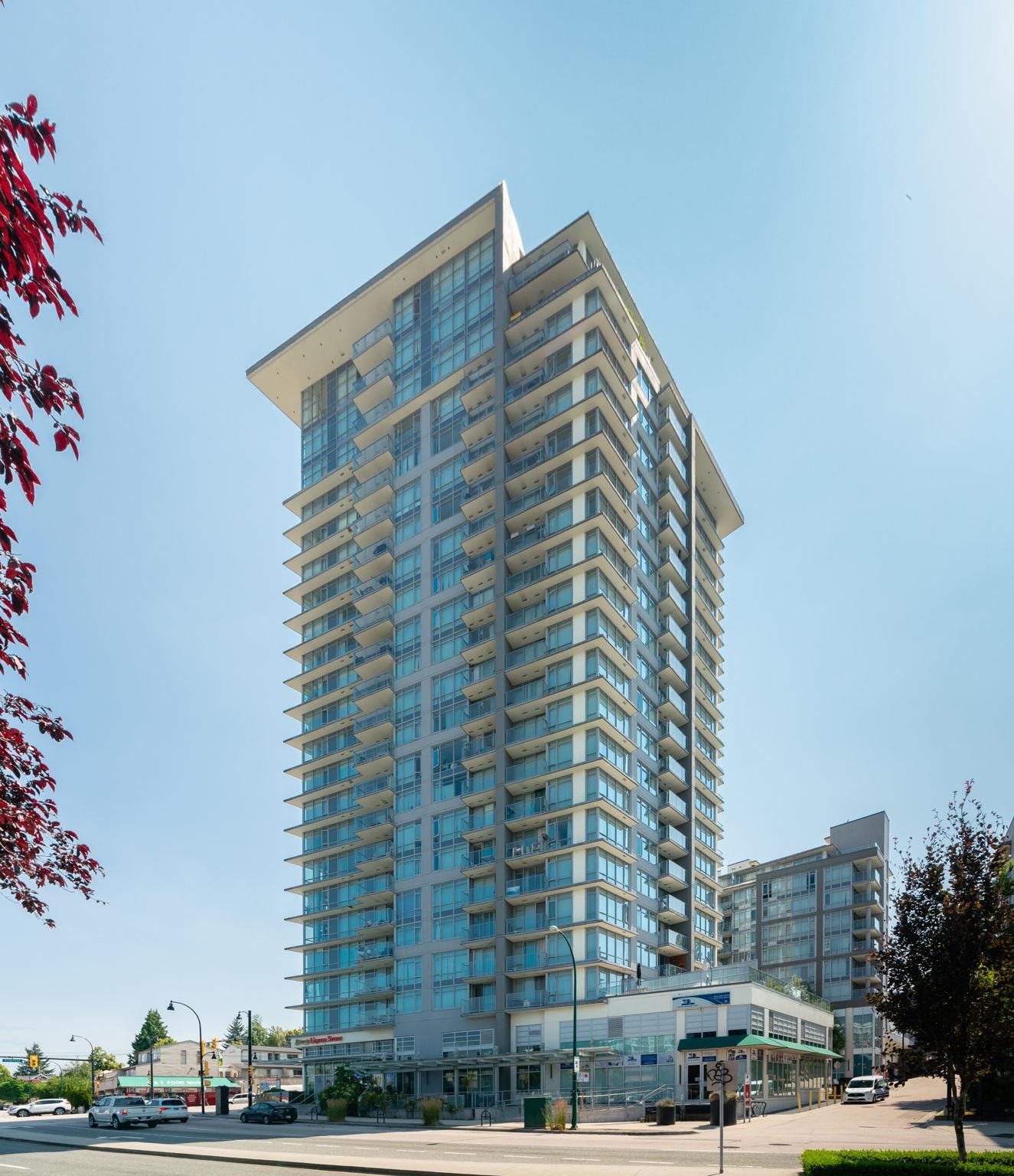 1001-4815 Eldorado Mews, Vancouver, BC, V5R 0B2
