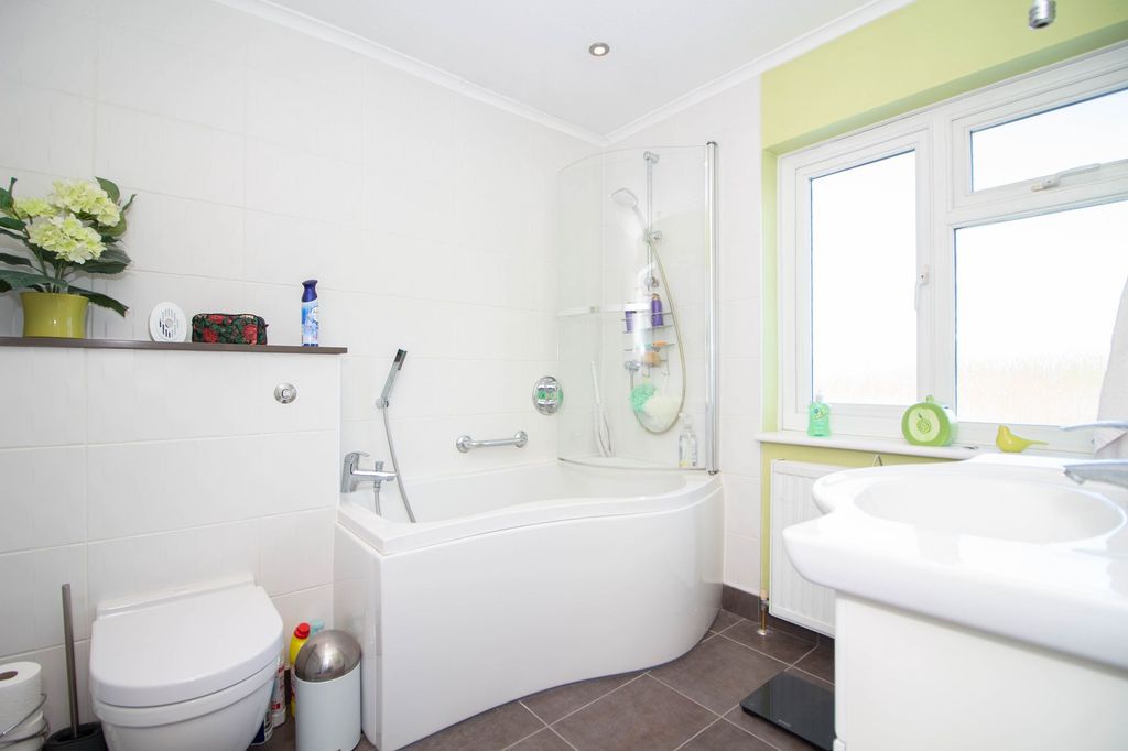 Additional image 20 of 4 bed terraced house for saleOn The Hill, Carpenders Park, Watford WD19
