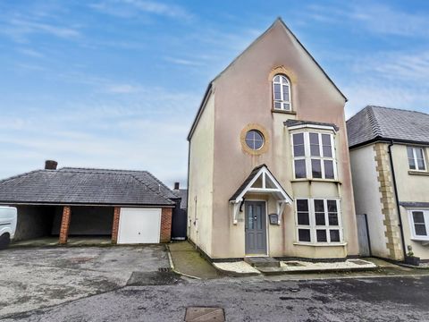 Pitchford Lane, Llandarcy, Neath SA10