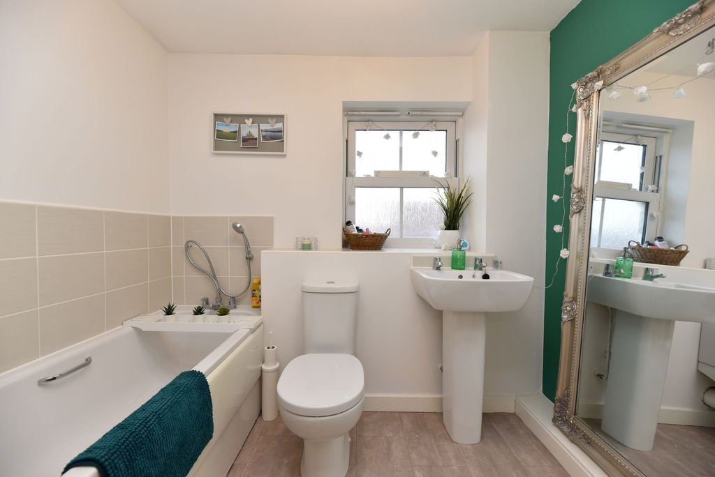 Additional image 12 of 2 bed flat for saleSanger Avenue, Biggleswade SG18