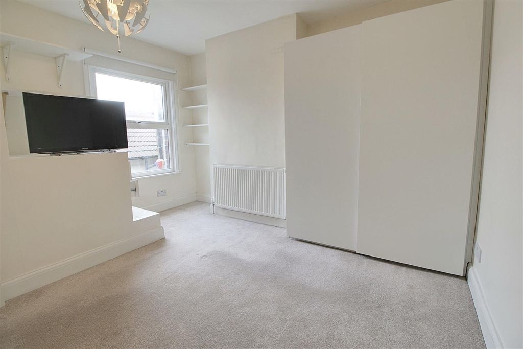 Additional image 7 of 1 bed flat for saleHigh Street, Berkhamsted HP4