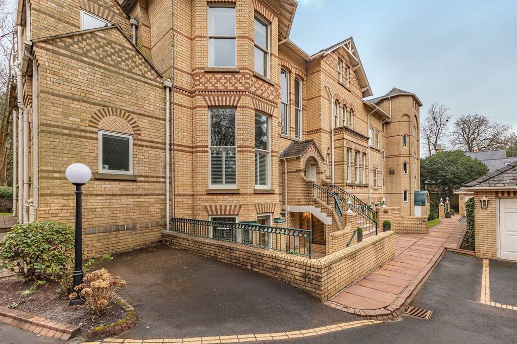 Additional image 3 of 2 bed flat for saleDevisdale Road, West Lynn Devisdale Road WA14
