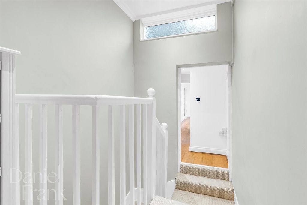 Additional image 17 of 4 bed semi-detached house for saleQueens Road, Buckhurst Hill IG9