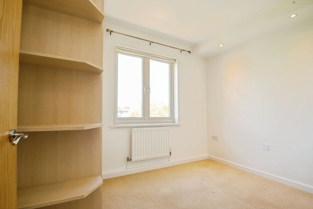 Additional image 12 of 2 bed flat for saleForio House, Ffordd Garthorne, Cardiff CF10