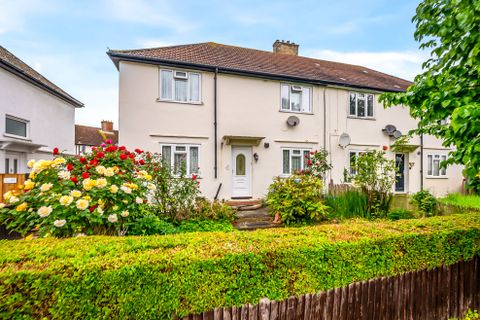 Woodstock Way, Mitcham CR4