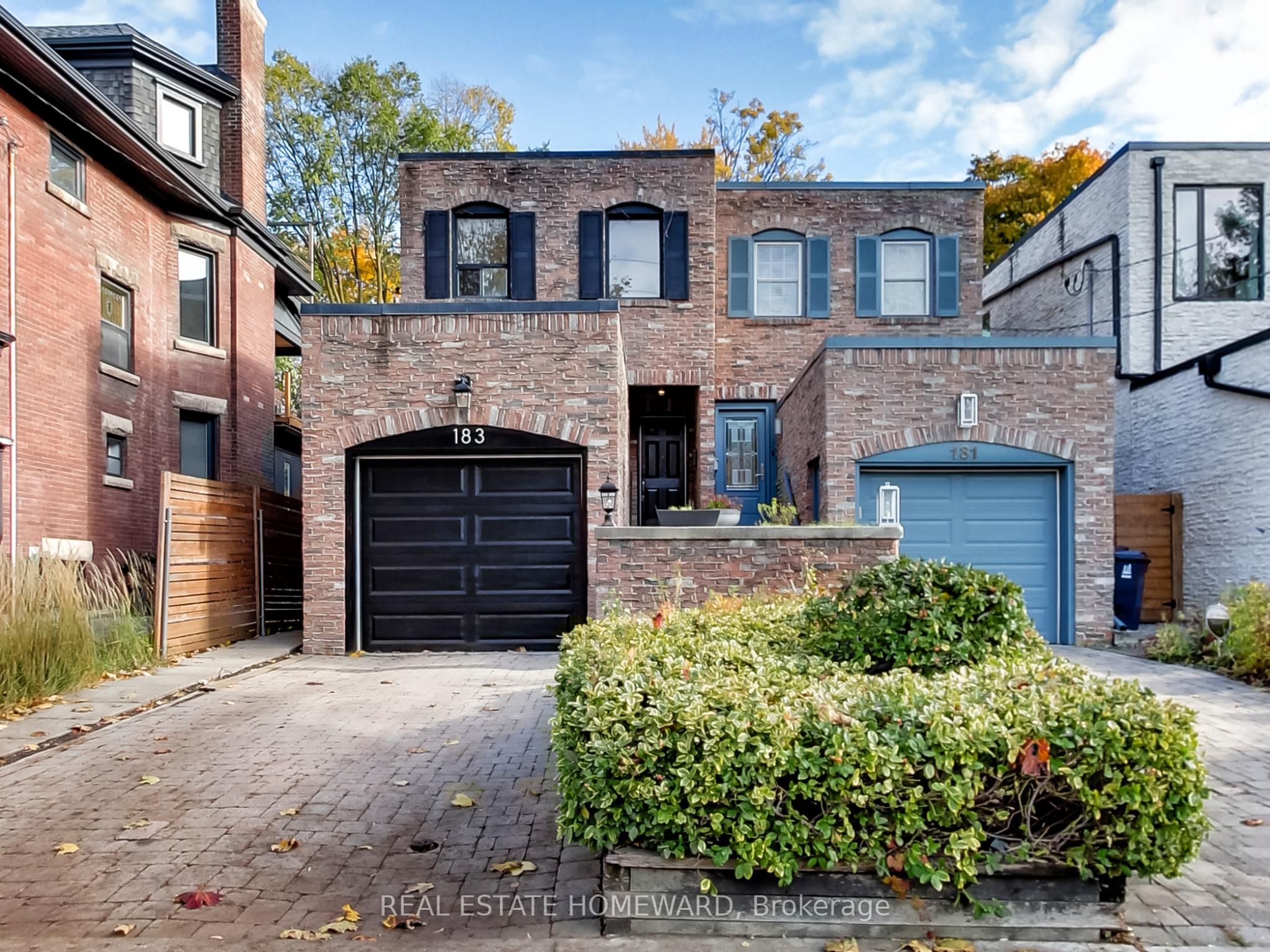 183 Madison Avenue, Toronto, ON, M5R 2S6