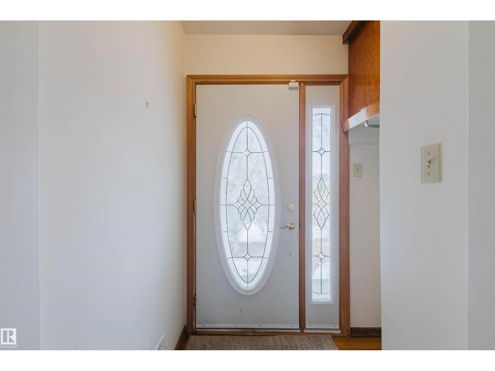 Additional image 3 of 11815 76 Avenue NW, Edmonton, AB, T6G0L1
