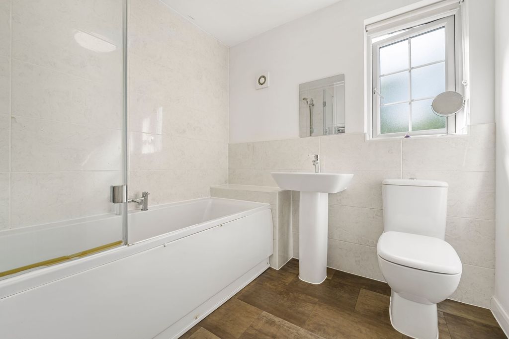 Additional image 13 of 5 bed detached house for saleTy'n-Y-Gollen Court, Old St. Mellons CF3