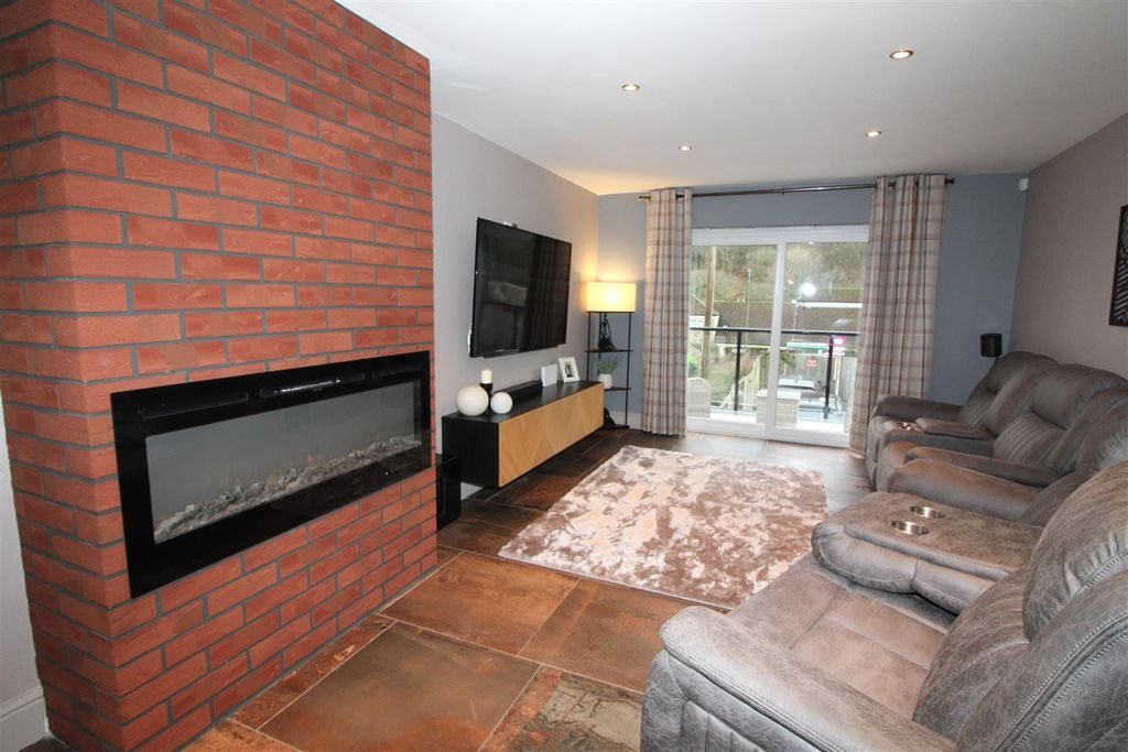 Additional image 15 of 5 bed semi-detached house for saleYnysddu, Newport NP11