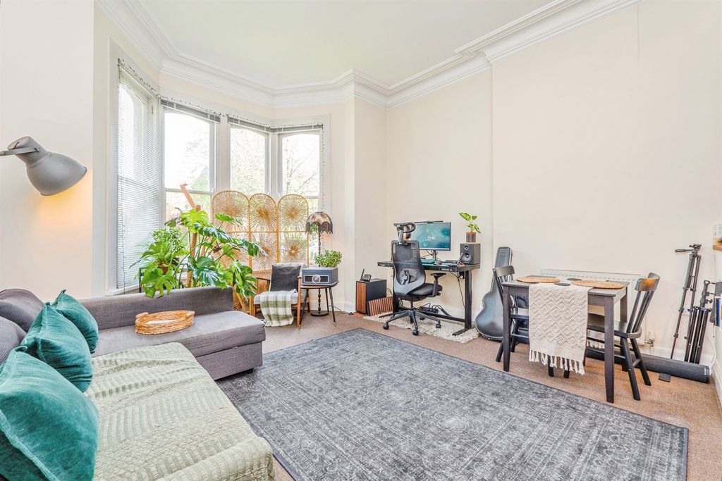 Additional image 3 of 1 bed flat for saleCathedral Road, Cardiff CF11