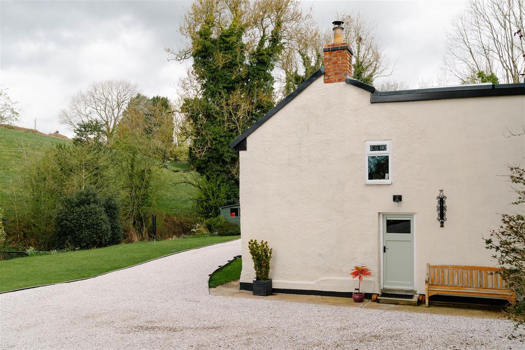 Additional image 31 of 3 bed detached house for saleWoodland Cottage, Temperance Hill, Woolley Moor, Alfreton DE55