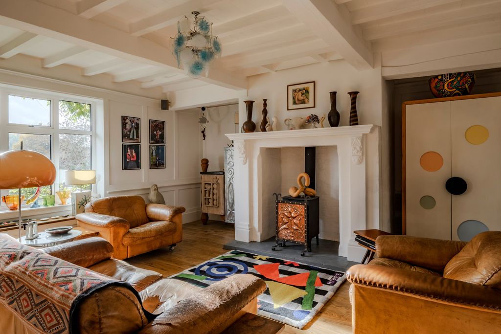 3 bed detached house for salePant Hall, Presteigne, Powys LD8