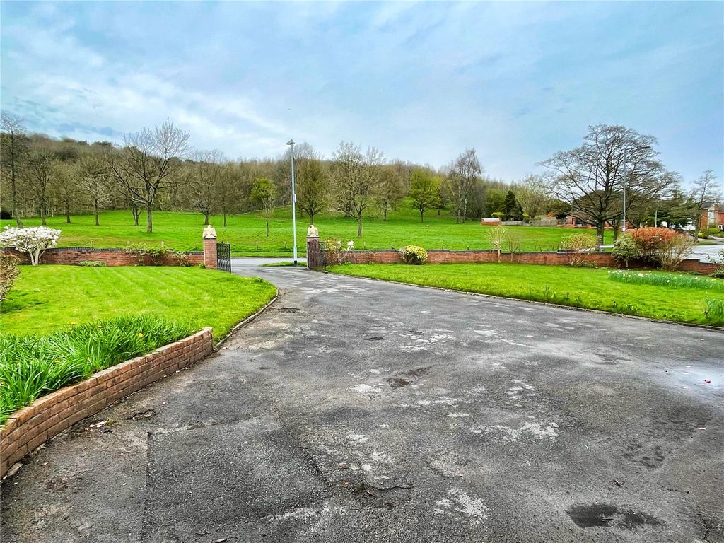 Additional image 12 of 5 bed detached house for saleGeneva Drive, Newcastle, Staffordshire ST5