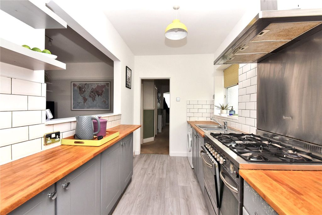 Additional image 6 of 3 bed semi-detached house for saleWinkworth Road, Banstead, Surrey SM7