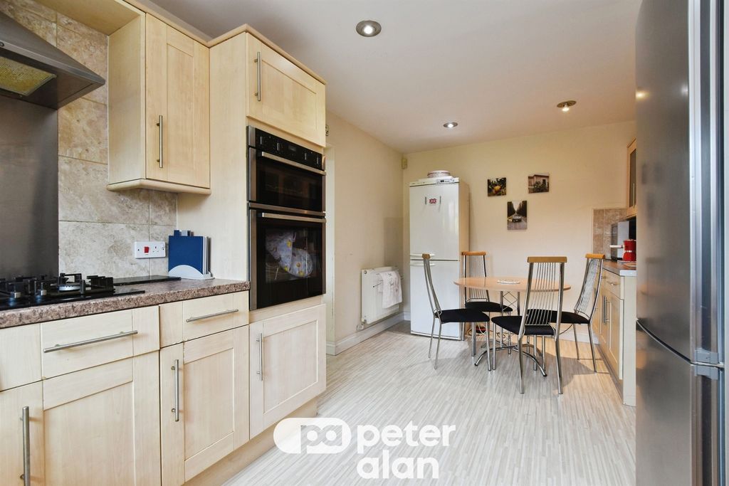 Additional image 3 of 4 bed detached house for saleCherry Court, Aberdare CF44