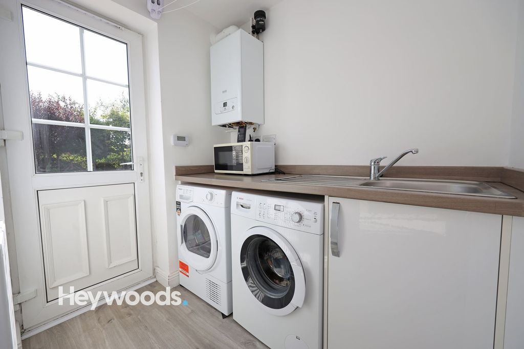 Additional image 15 of 5 bed detached house for saleBluebell Drive, Seabridge, Newcastle Under Lyme ST5