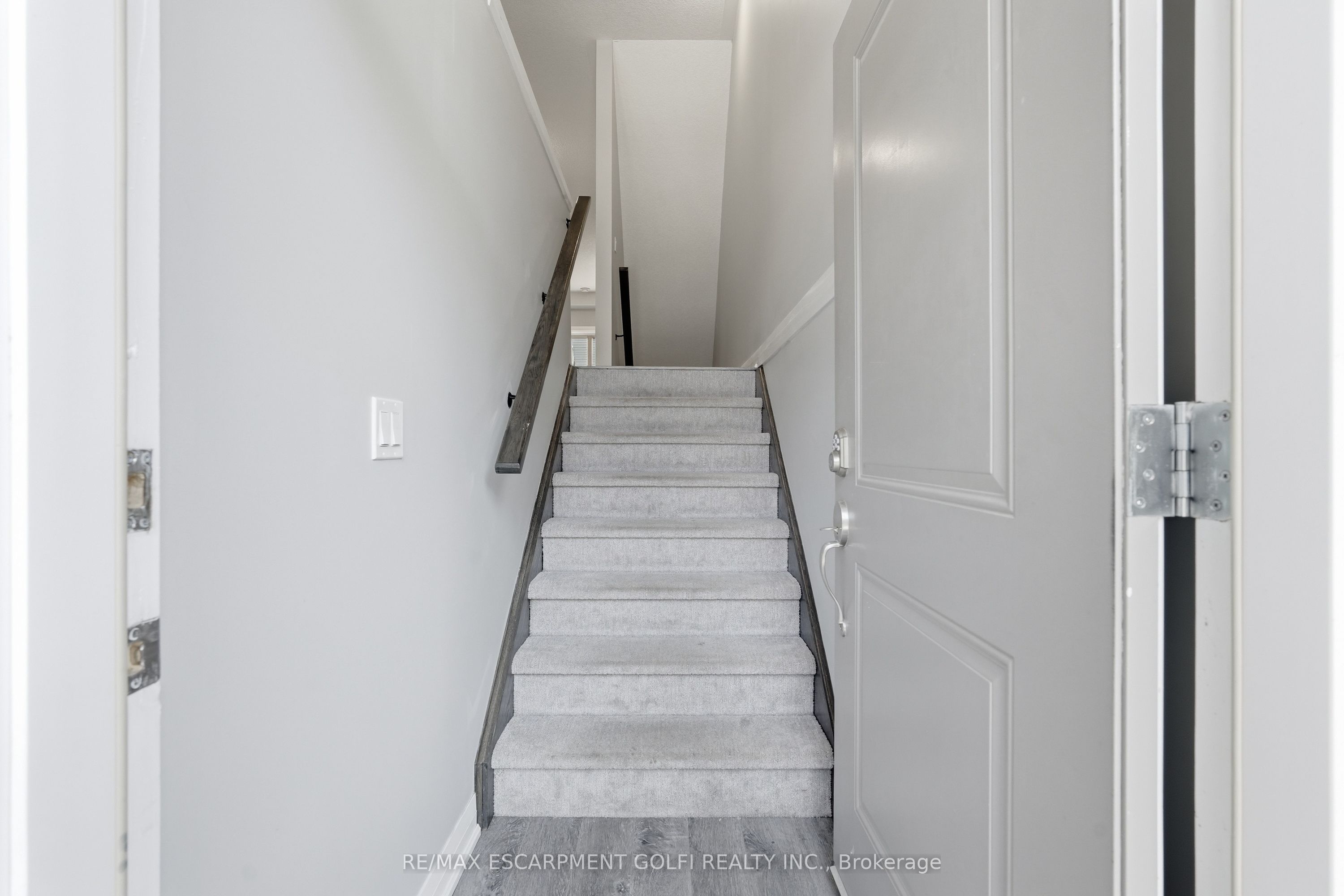Additional image 3 of 28 Aqua Lane, Hamilton, ON, L0R 1P0