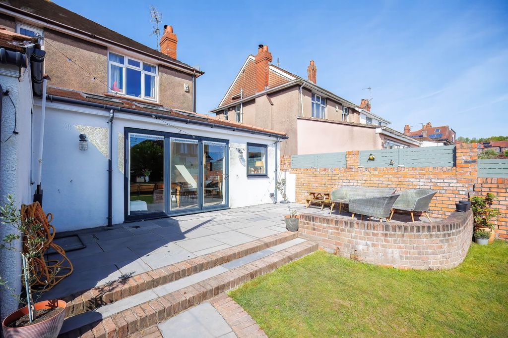 Additional image 29 of 3 bed detached house for saleEarls Court Road, Penylan, Cardiff CF23