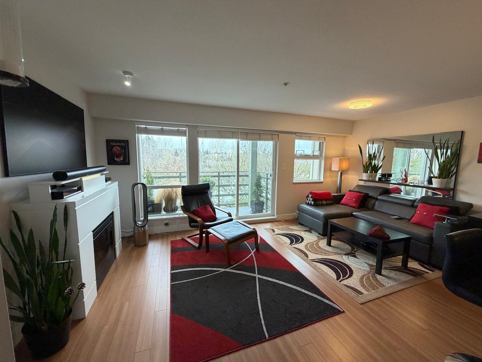 Additional image 4 of 313-15735 Croydon Drive, Surrey, BC, V3Z 2L5