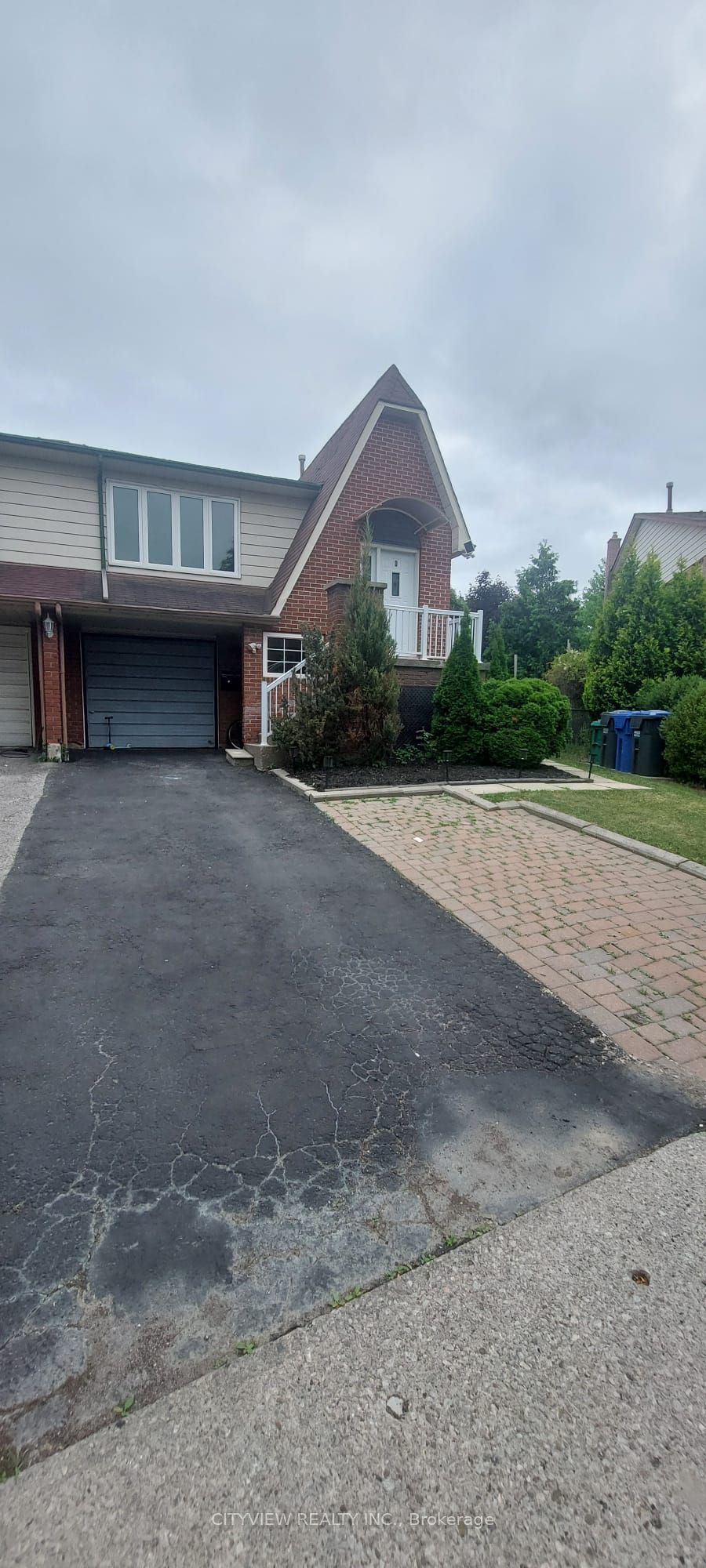 28 Foxacre Row, Brampton, ON, L6V 3P5
