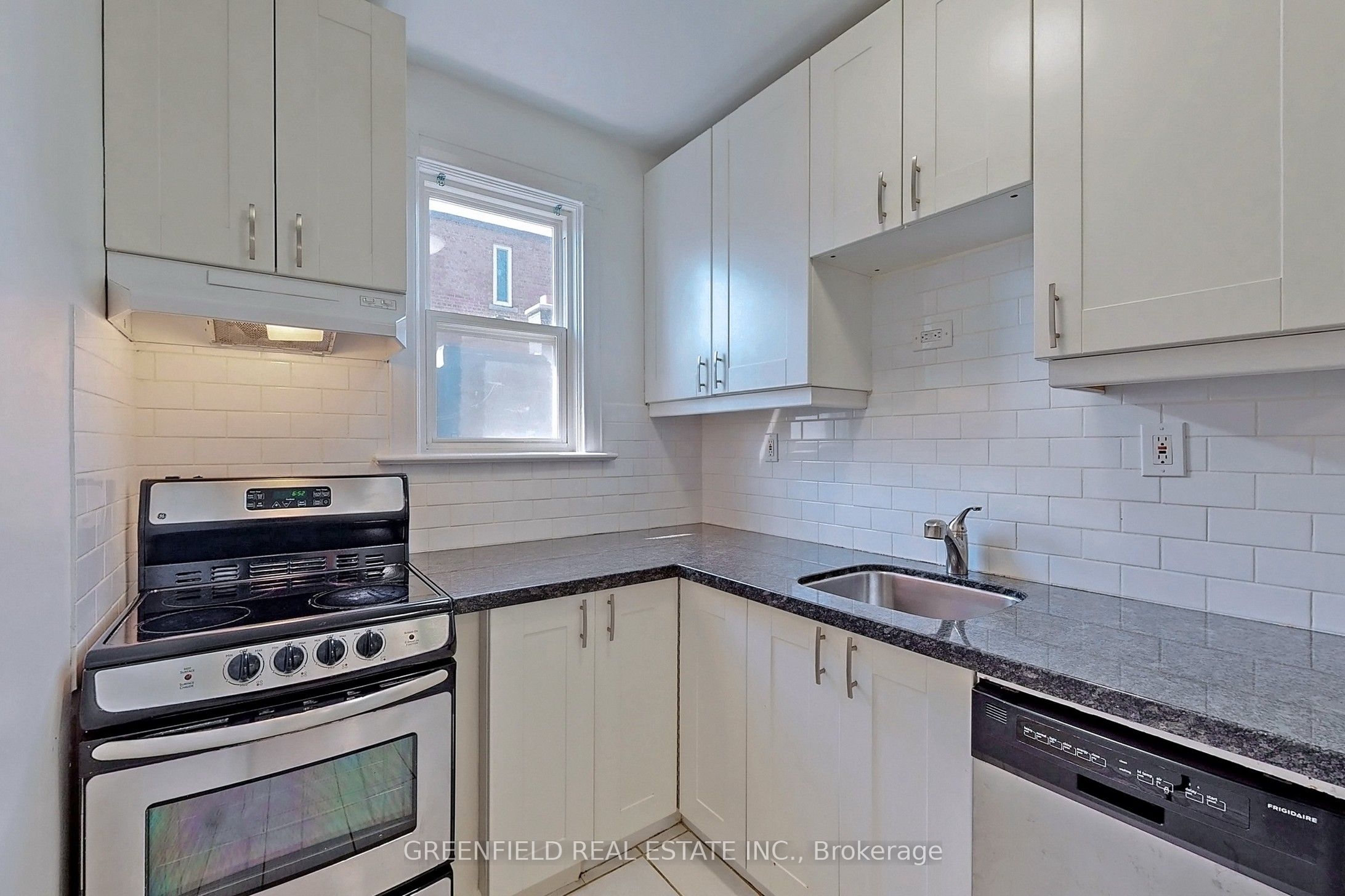 Additional image 3 of Upper-1747 Bayview Avenue, Toronto, ON, M4G 3C5