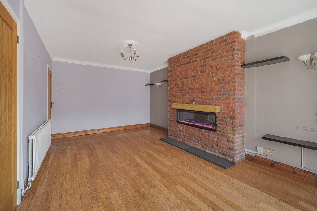 Additional image 6 of 3 bed semi-detached bungalow for saleForest Avenue, Cefn Hengoed, Hengoed CF82
