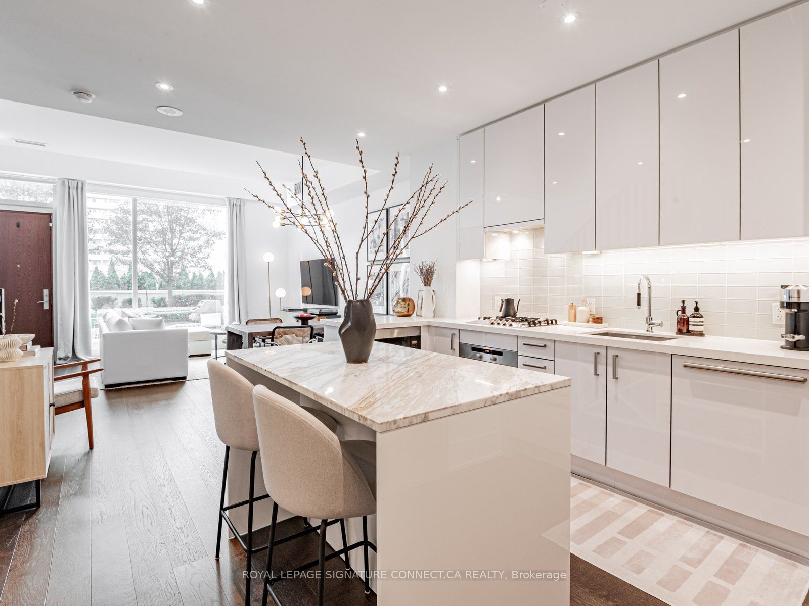 Additional image 6 of TH132-39 Queens Quay E, Toronto, ON, M5E 0A5