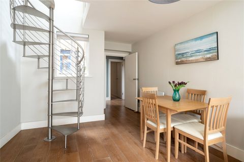Thames Heights, 52-54 Gainsford Street, London SE1