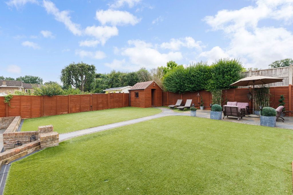 Additional image 17 of 7 bed detached house for saleBaas Hill Close, Broxbourne, Hertfordshire EN10