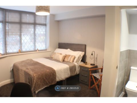 Hazel Drive, Leicester LE3, Room to rent