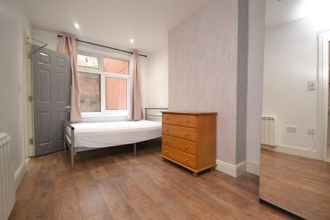 London Road, Reading, Berkshire RG1, Studio to rent