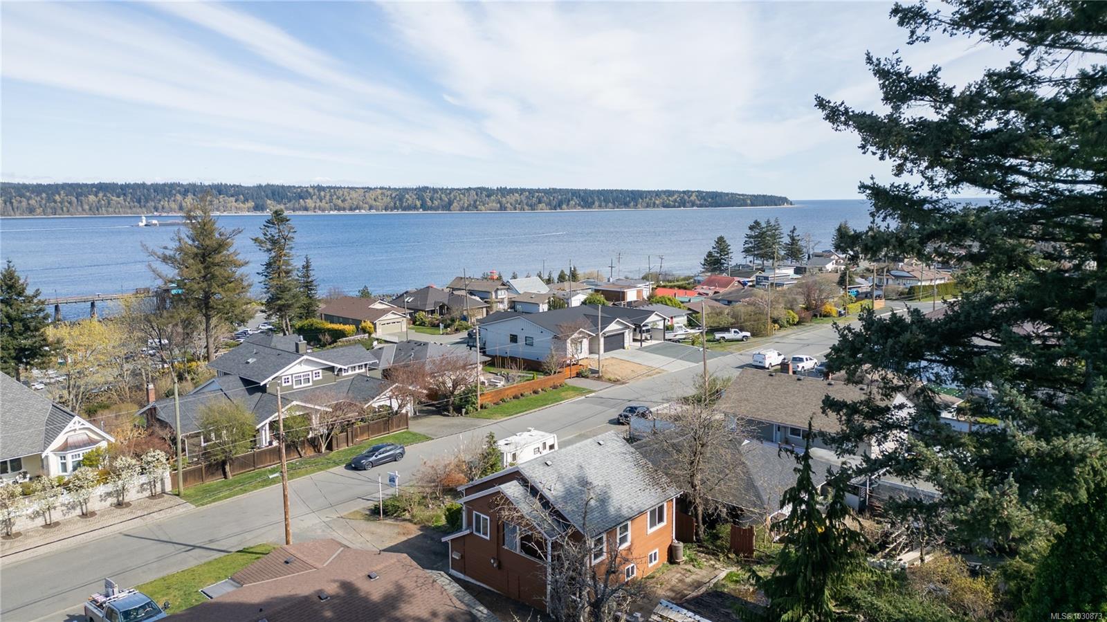 658 Thulin Street, Campbell River, BC, V9W 2L3 photo 4