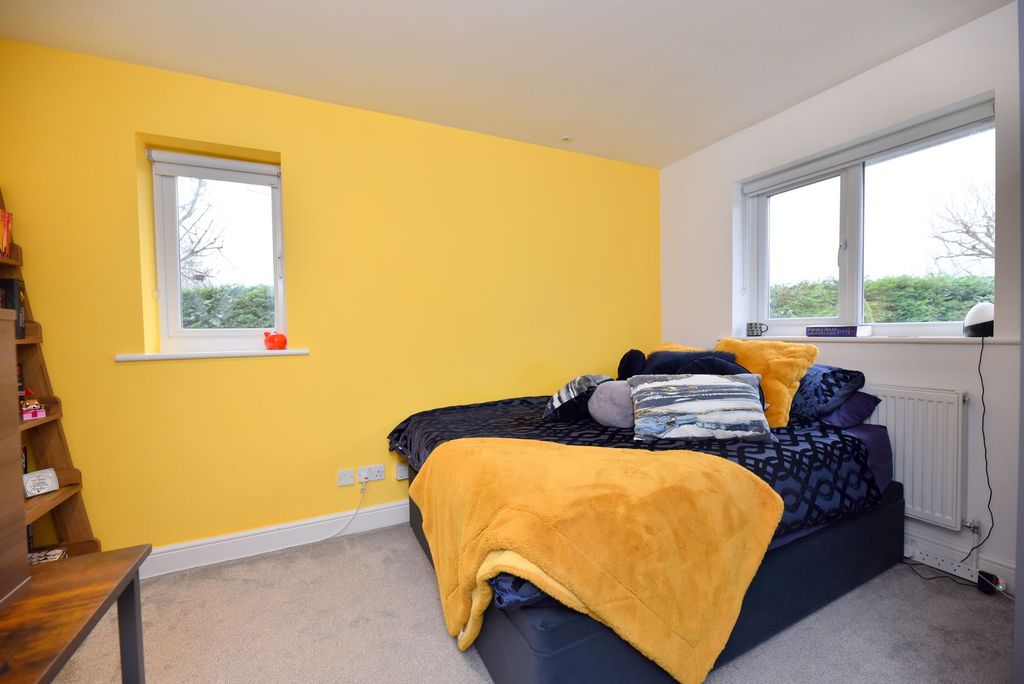 Additional image 12 of 1 bed property for saleHeron Close, Biggleswade SG18