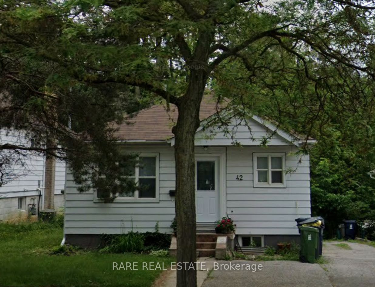 42 Senlac Road, Toronto, ON, M2N 2K7