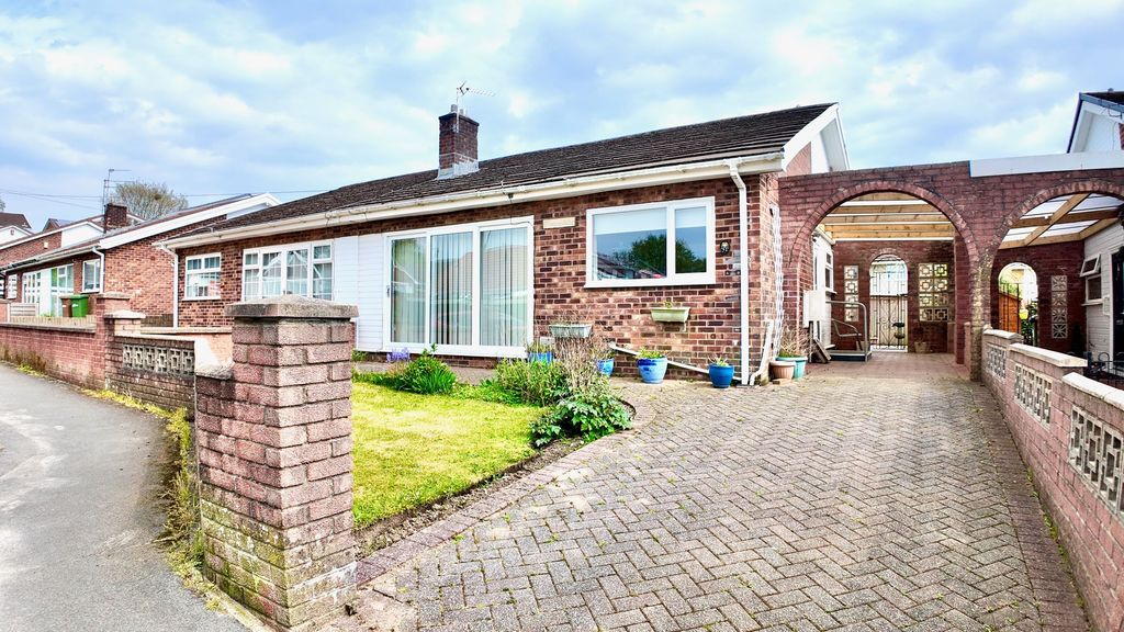 2 bed semi-detached bungalow for saleRolls Avenue, Penpedairheol CF82