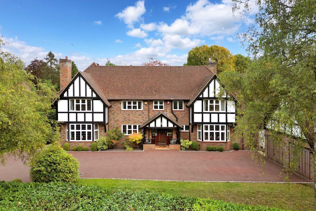 7 bed detached house for saleBeechwood Road, Beaconsfield, Buckinghamshire HP9