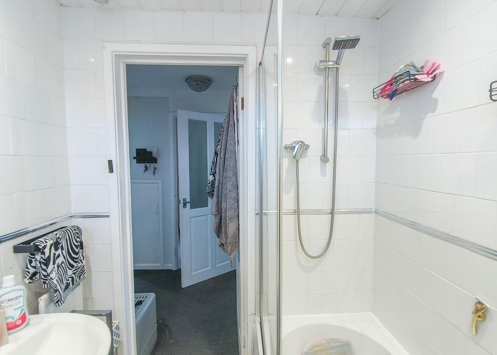 Additional image 8 of 2 bed flat for saleLyndhurst Road, North Seaton NE63