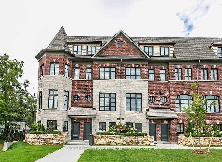 3-2160 Trafalgar Road, Oakville, ON, L6H 0N3