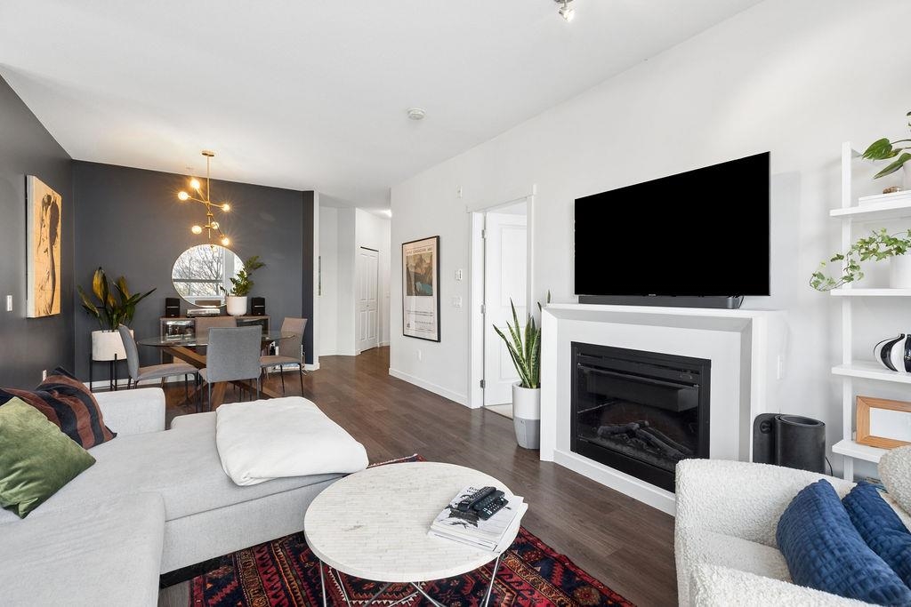 Additional image 5 of 207-217 8th Street W, North Vancouver, BC, V7M 0C2