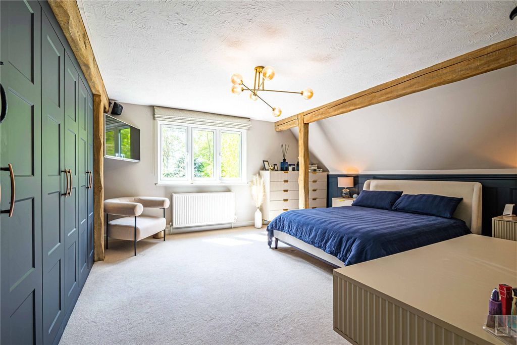 Additional image 23 of 5 bed detached house for saleCastle Gateway, Berkhamsted, Hertfordshire HP4