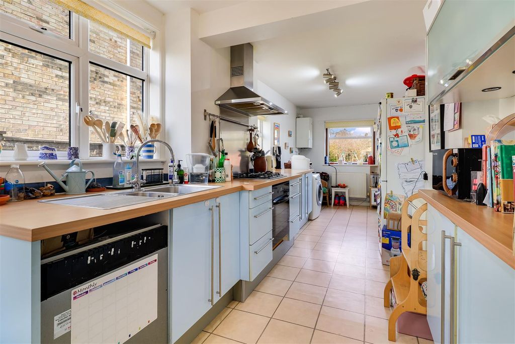 Additional image 7 of 3 bed semi-detached house for saleGreen End Road, Cambridge CB4