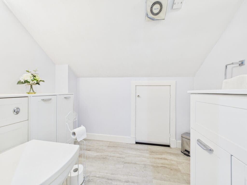 Additional image 15 of 3 bed flat for sale29 Parkhead Crescent, Edinburgh EH11