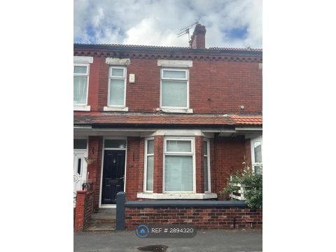 Ruskin Avenue, Manchester M14