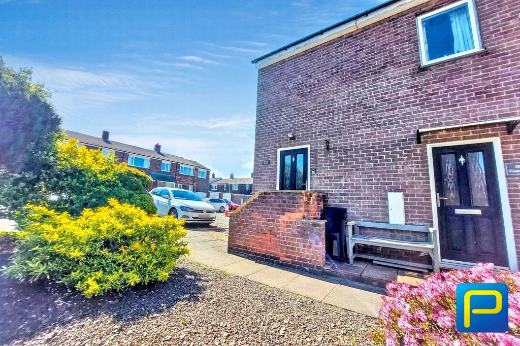 2 bed flat for saleCrumstone, Seahouses NE68 photo 3