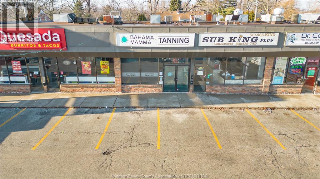 Additional image 2 of 3041 Dougall Avenue, Windsor, ON, N9E1S3